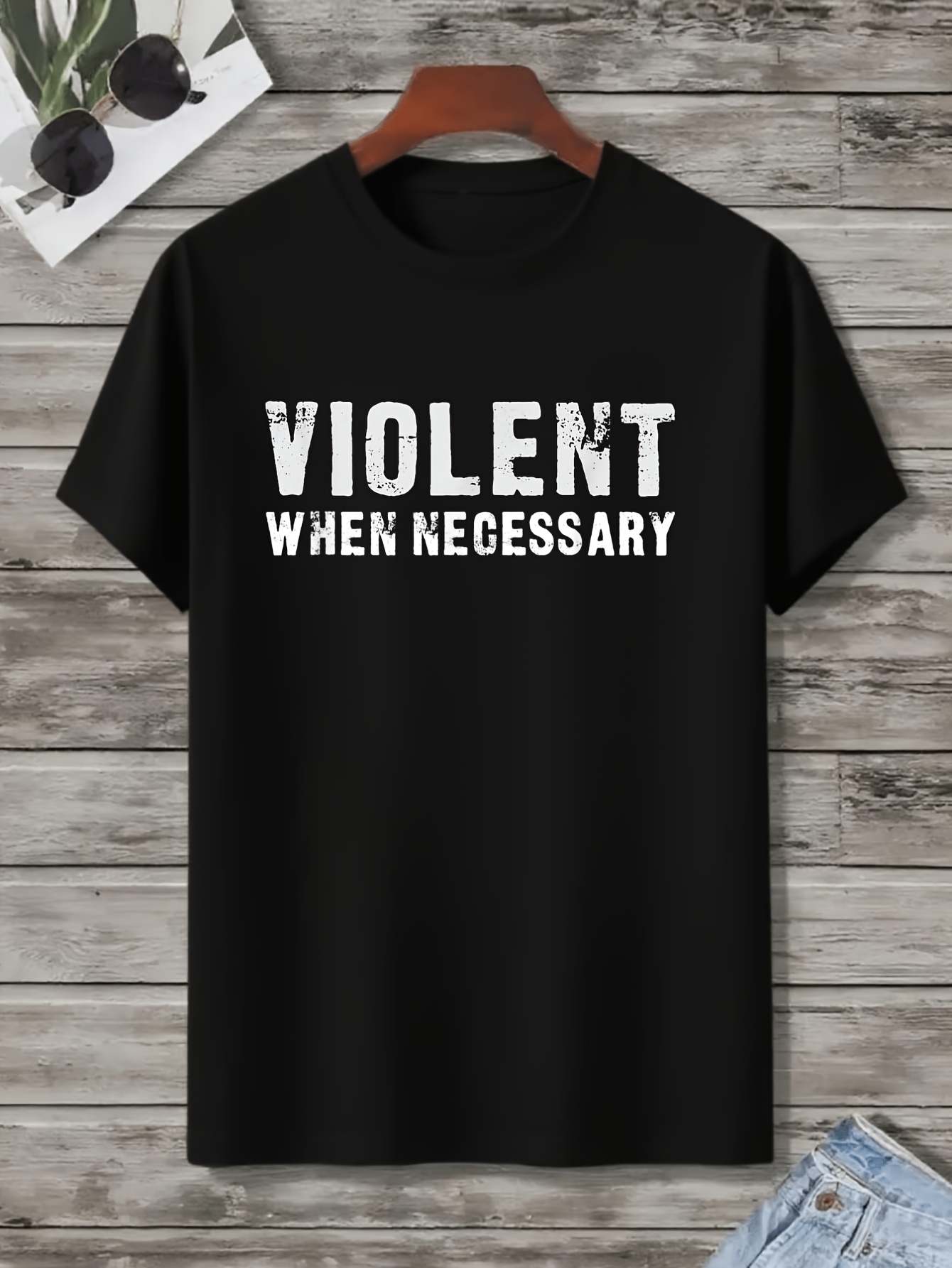Street Style Fashion Quotes - 必要な状況でも、人を威嚇することができる。 ヴィンテージブラックTシャツ、前衛的な引用句入り、ストリートスタイルトップス、思考を刺激するサマーファッション、通気性のあるユニセックスデザイン、2026年夏半袖プリントTシャツ、180グラム