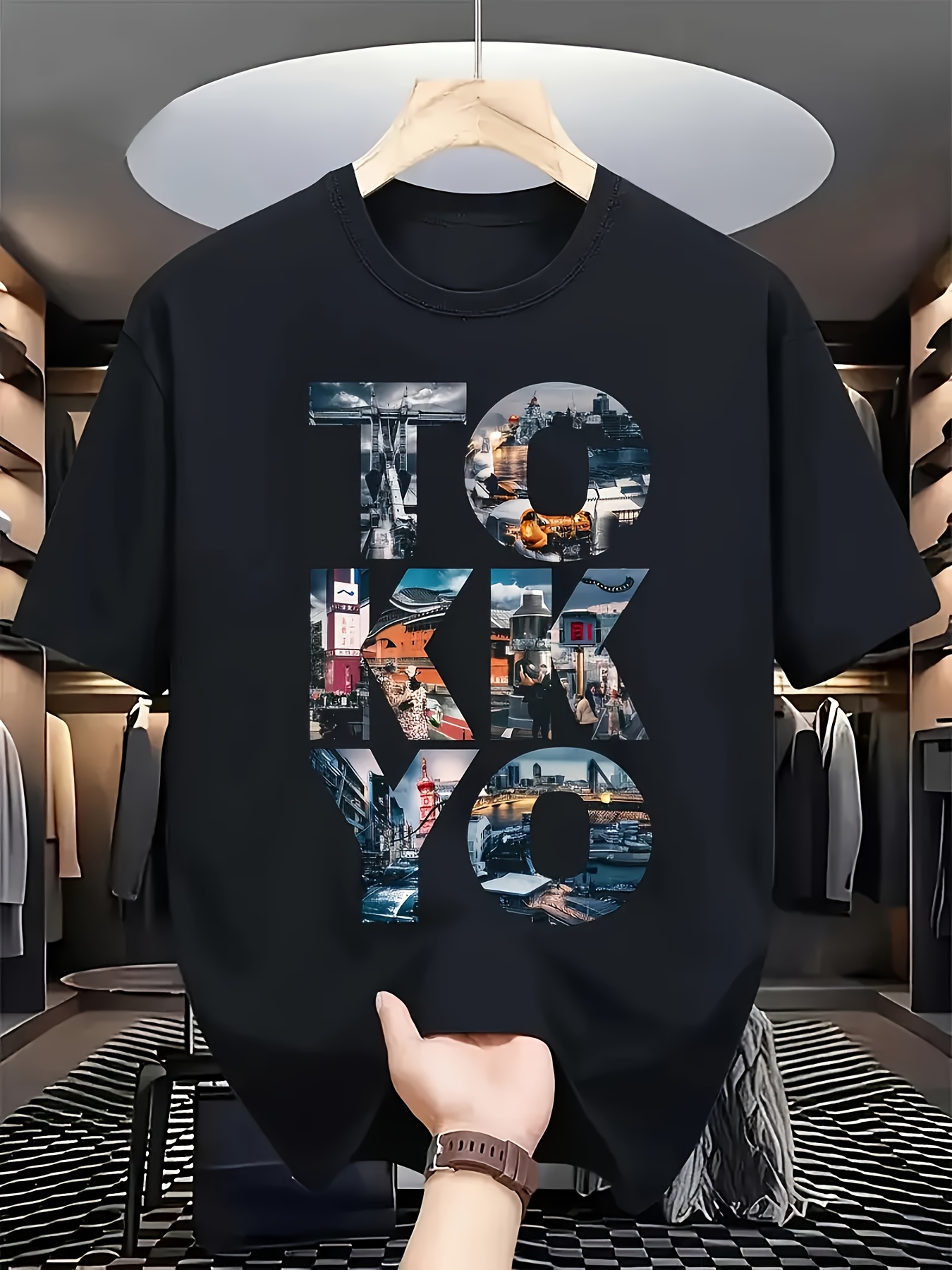 Street Fashion In Tokyo - トレンディなメンズブラックグラフィックTシャツ東京都市景観スカイラインストリートシーン旅行タイポグラフィアーバンフォトプリント100％コットンヘビーウェイト半袖カジュアルストリートウェアTシャツ