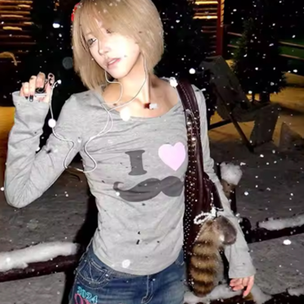 Street Fashion In Japan - 日本 Y2K ビアードプリント Tシャツ ヴィンテージ原宿長袖グレー Tシャツ