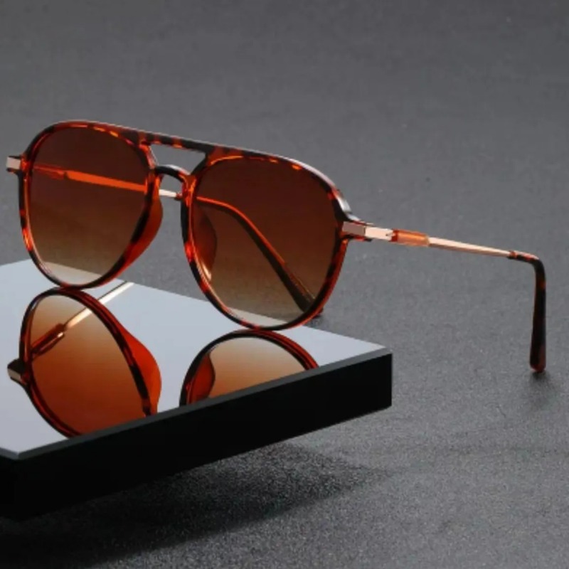 Street Fashion Glasses - 1 個ヴィンテージパイロットサングラス女性男性新しいファッションヒョウ高級グラデーションサングラスレディーストレンディなセクシーな色合い