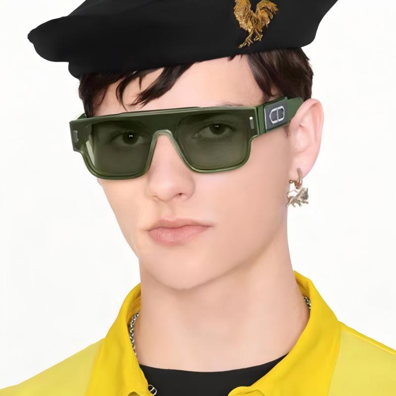 Street Fashion China Models - トレンドのグリーンスクエアフレームサングラス 2024年新作 ファッションステージショーサングラス レトロストリート撮影 凹型モデリンググラス
