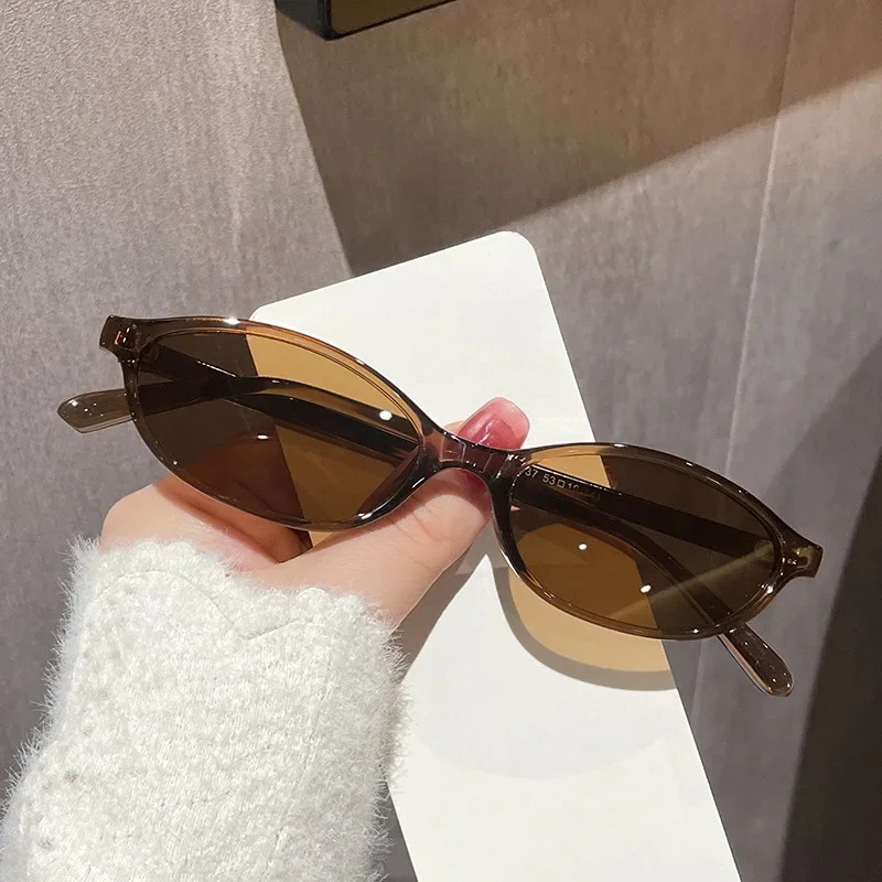 ニューレトロセクシーキャットアイサングラス男女兼用ヴィンテー - Street Fashion Glasses のレビューと価格