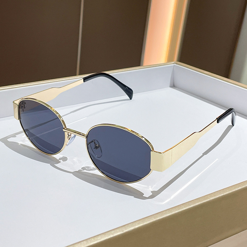 トレンドのラウンドフレームメタルサングラス レディース ファ - Street Fashion Glasses のレビューと価格