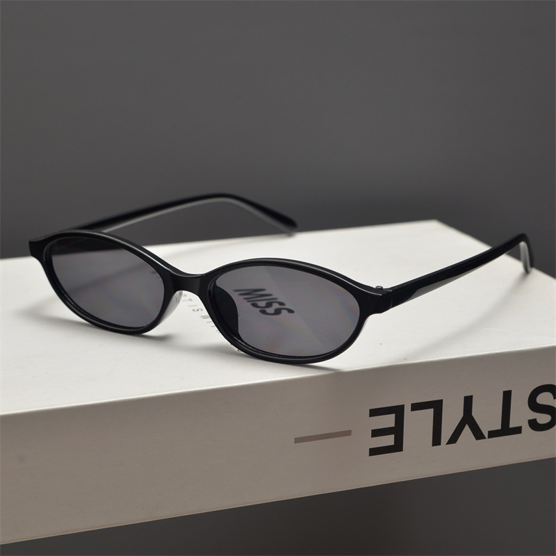 新しいレトロオーバルキャットアイサングラス女性用 Y2k ト - Street Fashion Glasses のレビューと価格