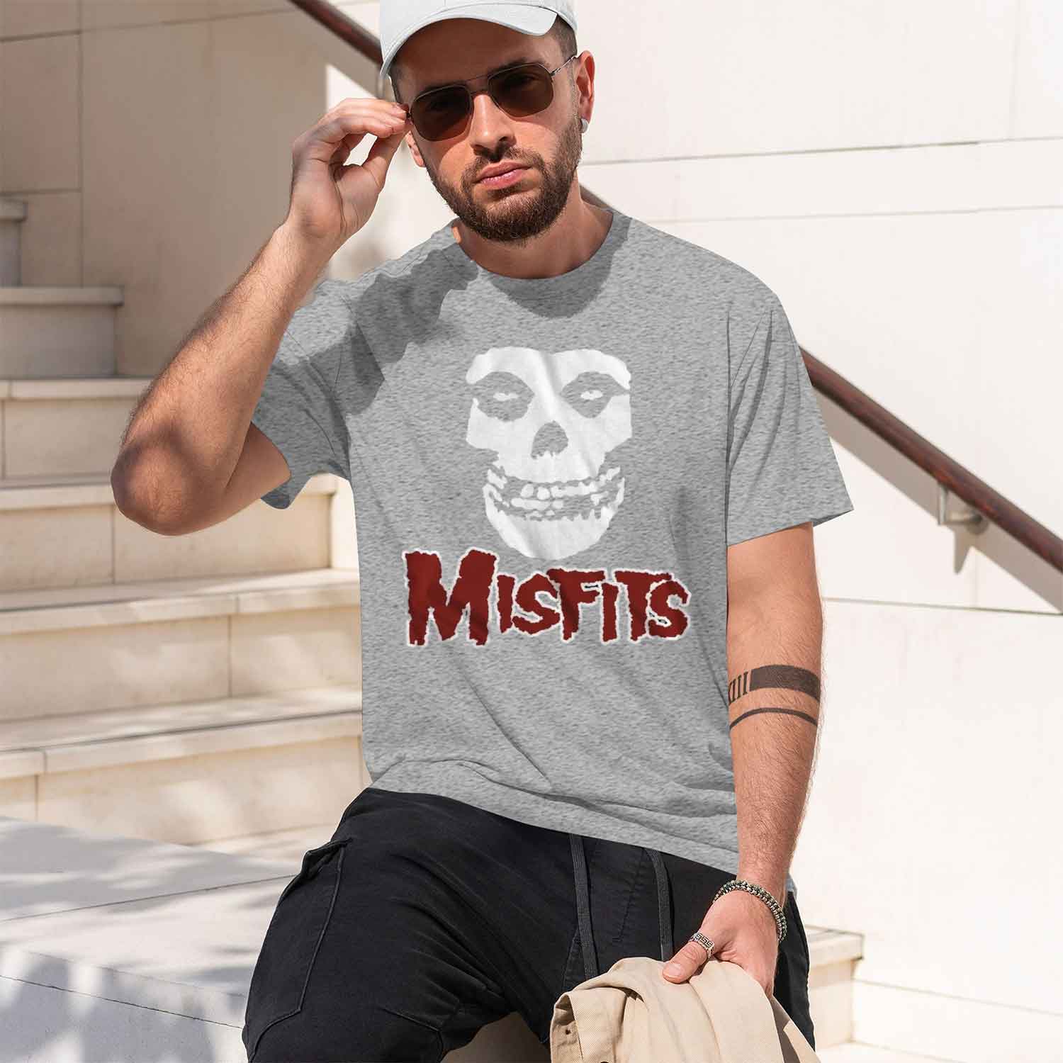 新しいファッションミスフィッツパンクスタイル Tシャツレトロ - Street Fashion China Models のレビューと価格