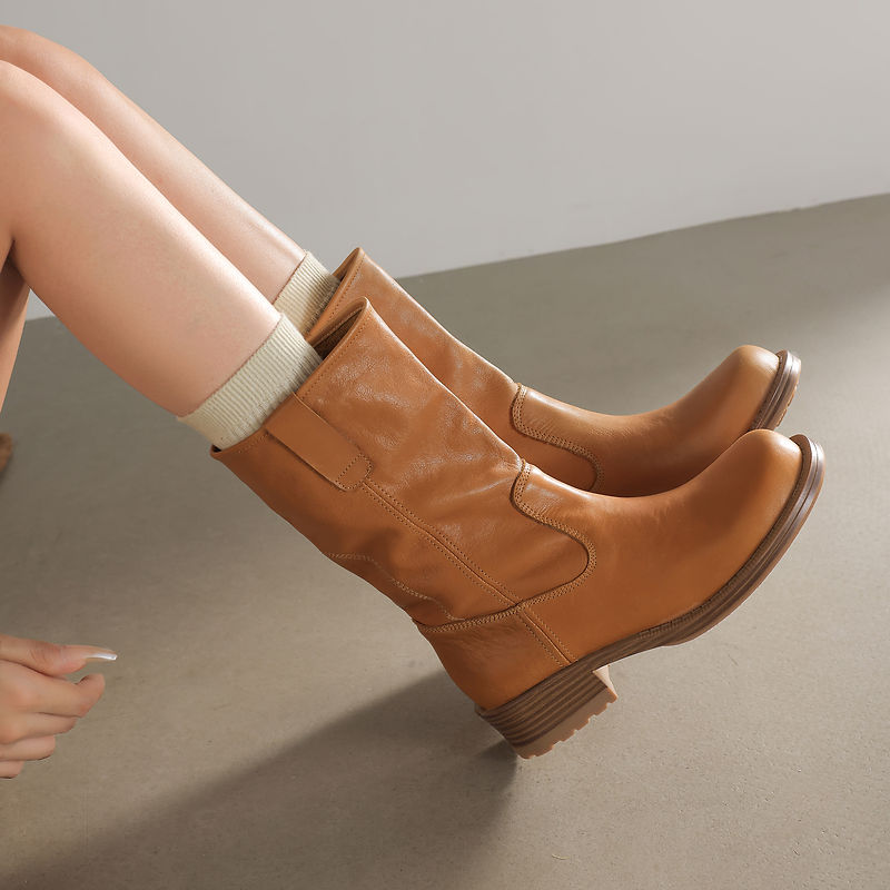 新しい 2026 トレンド女性秋本物の牛革アンクルブーツイエ - Street Fashion Rome 2026 のレビューと価格