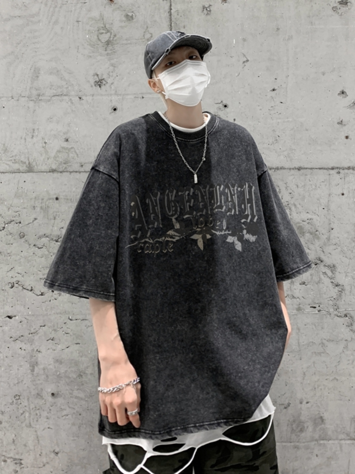 ヨーロッパ系アメリカ人のファッションプラスサイズ Tシャツ女 - Street Fashion Types のレビューと価格