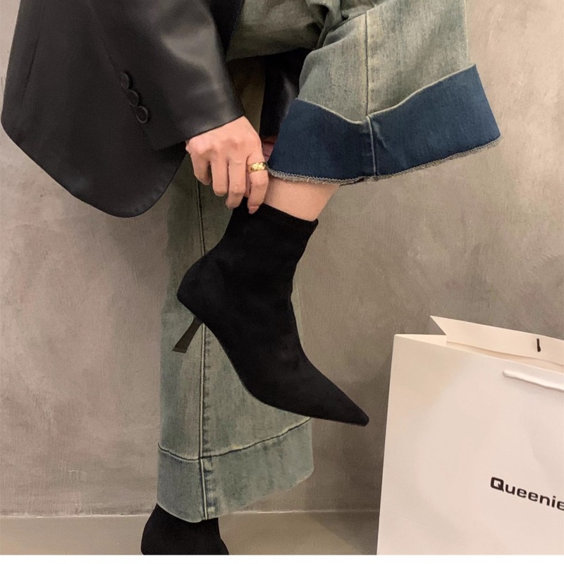 女性のスエードストレッチアンクルブーツポインテッドトゥ薄いス - Street Fashion Dress のレビューと価格