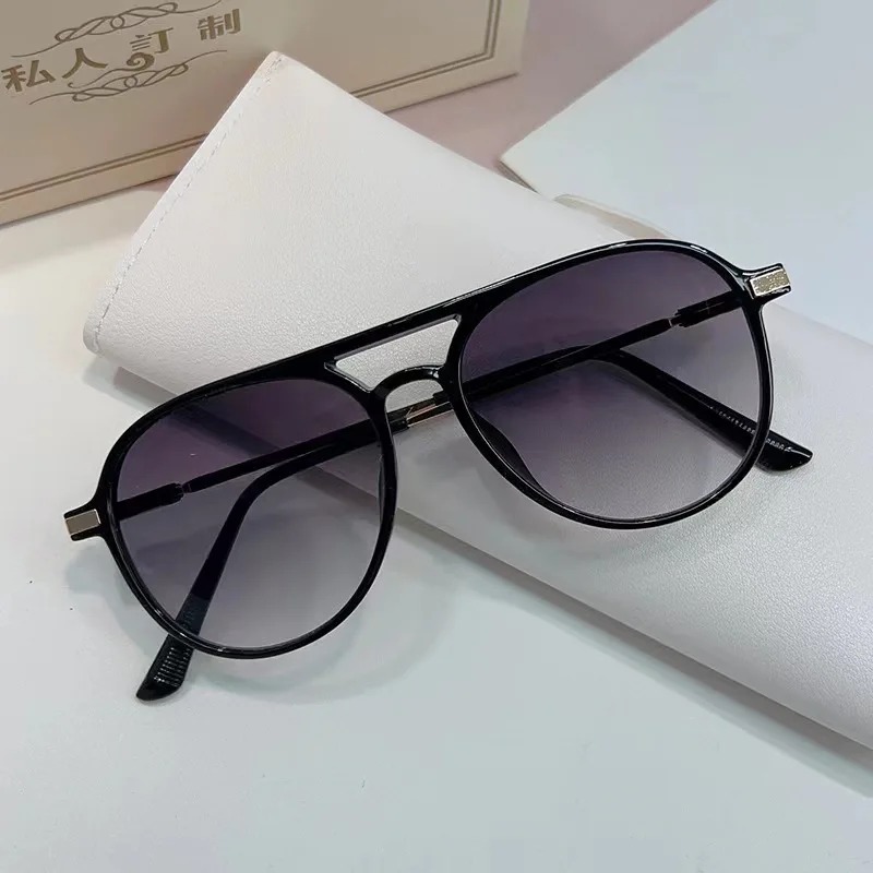 1 個ヴィンテージパイロットサングラス女性男性新しいファッシ - Street Fashion Glasses のレビューと価格