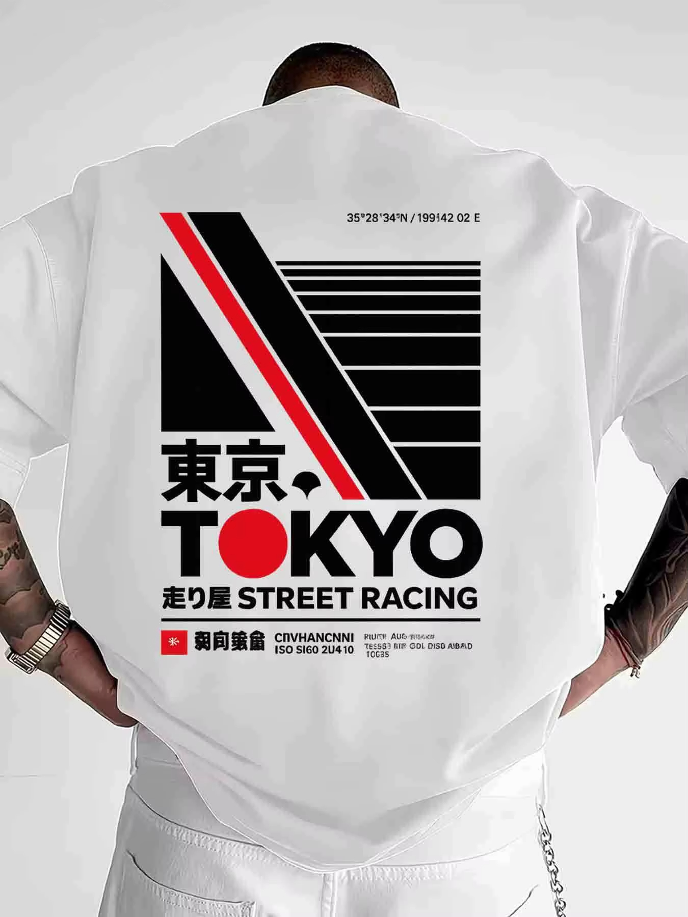 日本の東京ストリートスタイルプリントTシャツ Y2Kストリー - Street Fashion In Tokyo のレビューと価格