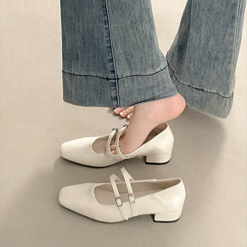 スクエアトゥローヒール女性銀色メリージェーンシューズファッシ - Street Fashion Women のレビューと価格